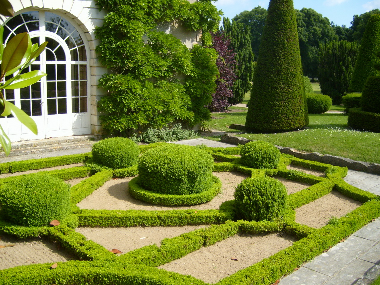 Французский стиль сада